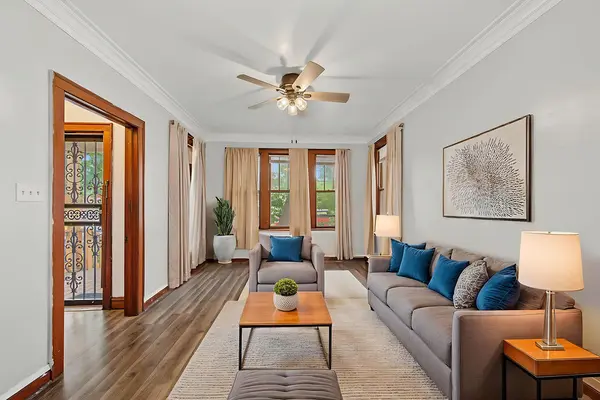 8748 S Marquette AVE, Chicago, IL 60617