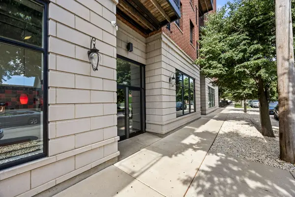 974 W 35th PL #407, Chicago, IL 60609