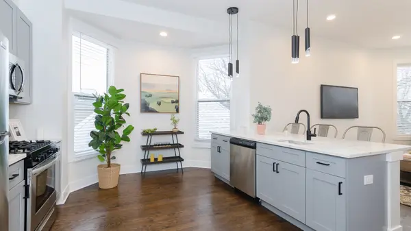1458 W Pensacola AVE #3, Chicago, IL 60613