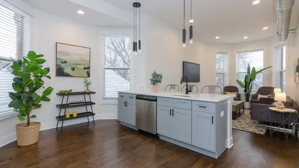1458 W Pensacola AVE #3, Chicago, IL 60613