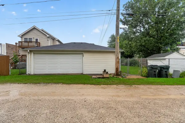 3341 Prairie AVE, Brookfield, IL 60513