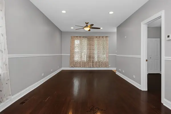 5441 S Hunt AVE, Summit, IL 60501