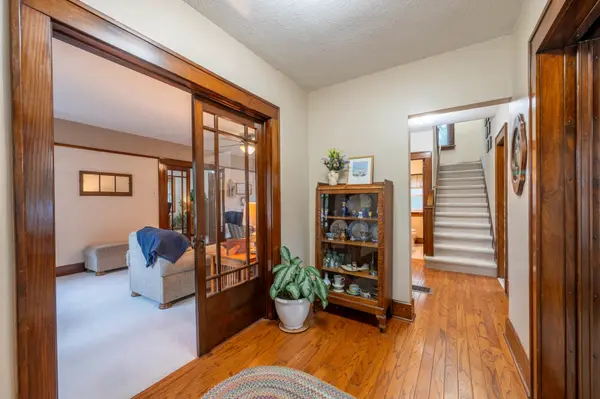 5 E Lincoln ST, Mount Morris, IL 61054