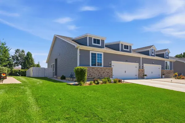 4028 Brady ST, Yorkville, IL 60560