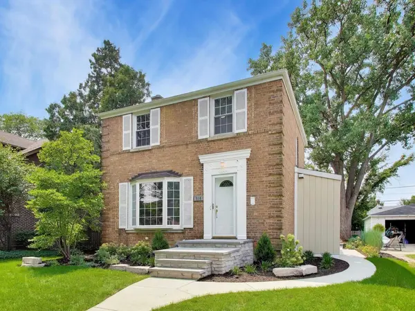 310 S Delphia AVE, Park Ridge, IL 60068