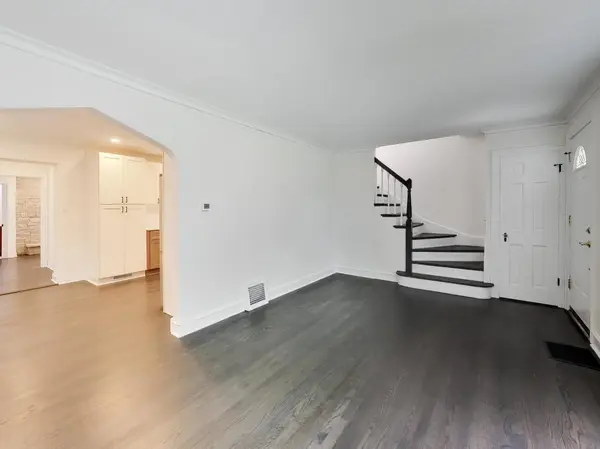 310 S Delphia AVE, Park Ridge, IL 60068