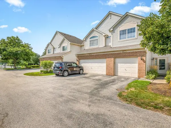 277 Nicole DR #D, South Elgin, IL 60177