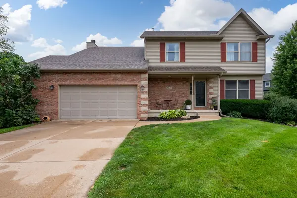 4873 Bald Eagle CT, Bettendorf, IA 52722