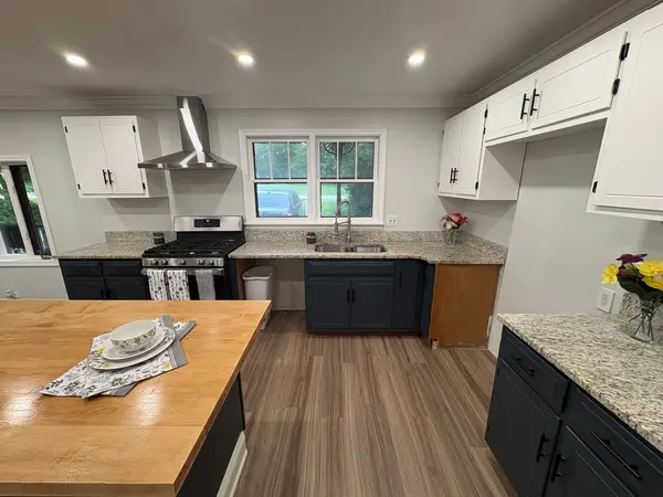 21244 W Highway 113 HWY, Custer Park, IL 60481