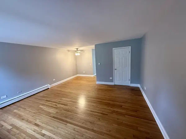 101 Dover DR #5, Des Plaines, IL 60018