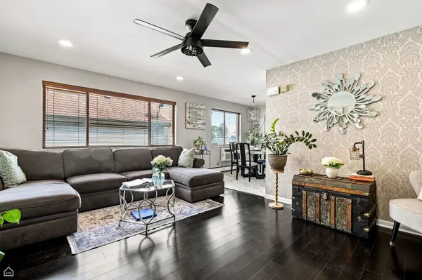 7444 Washington Streets #10, Forest Park, IL 60130