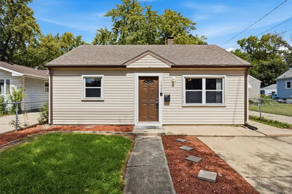 1222 Liberty ST, Aurora, IL 60505