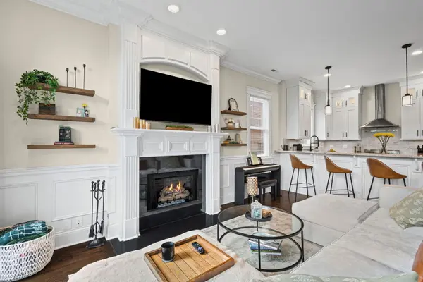 3340 N Kenmore AVE #3, Chicago, IL 60657