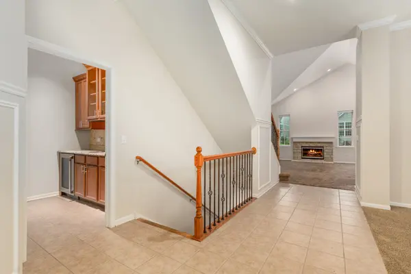 1179 kingsley LN, Aurora, IL 60505
