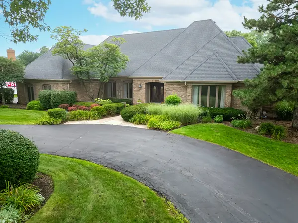 311 Devon DR, Burr Ridge, IL 60527