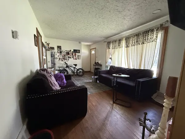 357 Serena DR, Chicago Heights, IL 60411