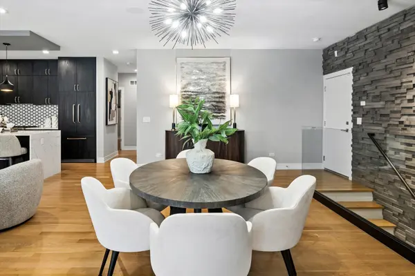 1203 W Superior ST #1B, Chicago, IL 60642