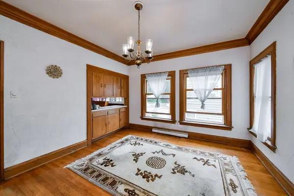 649 Hill AVE, Glen Ellyn, IL 60137