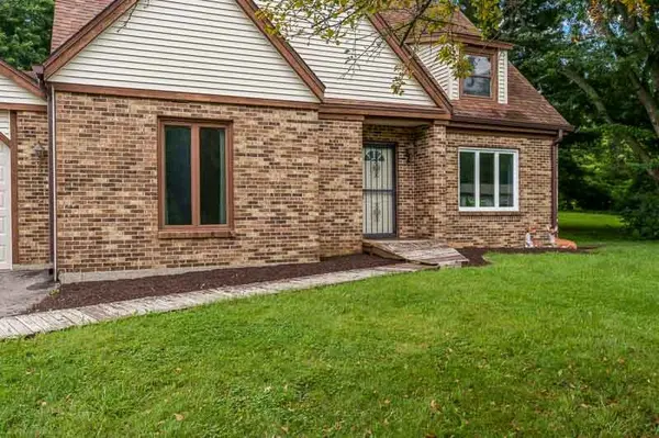 6335 Durness DR, Caledonia, IL 61011