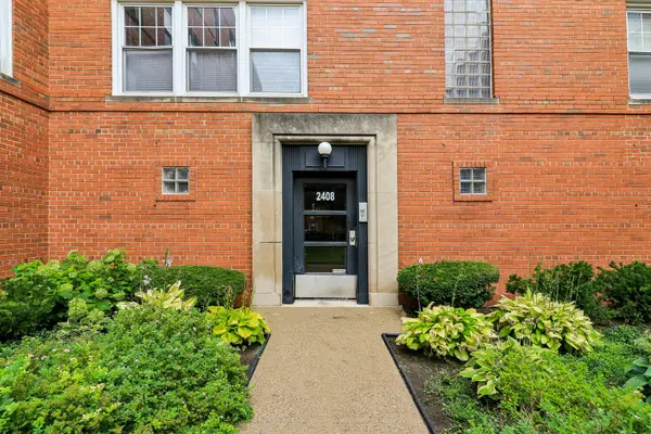 2408 W Farragut AVE #2A, Chicago, IL 60625