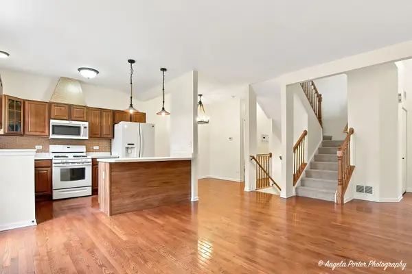 2714 Kendall XING, Johnsburg, IL 60051