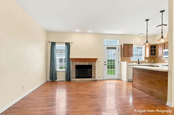 2714 Kendall XING, Johnsburg, IL 60051