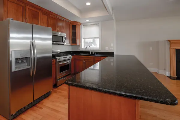 2942 N LINCOLN AVE #2S, Chicago, IL 60657