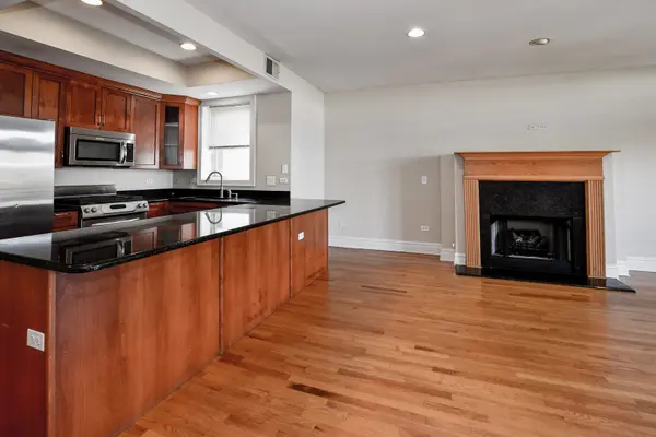 2942 N LINCOLN AVE #2S, Chicago, IL 60657