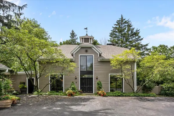 Address not disclosed, Lake Forest, IL 60045
