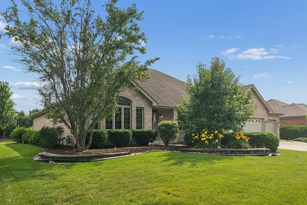 10899 Swallow Tail LN, Frankfort, IL 60423
