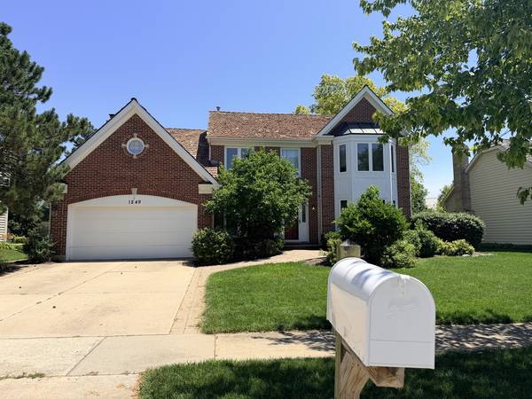 1249 N Wellington DR, Palatine, IL 60074