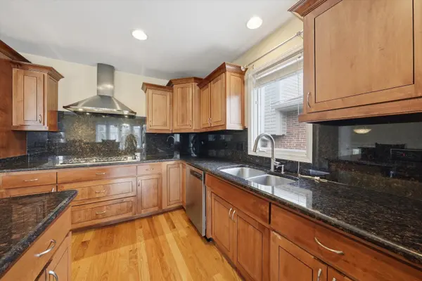 11758 S Avenue J, Chicago, IL 60617