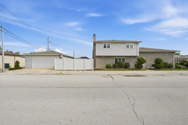 11758 S Avenue J, Chicago, IL 60617