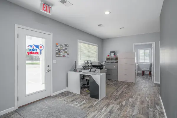 808 S Washington BLVD, Camanche, IA 52730