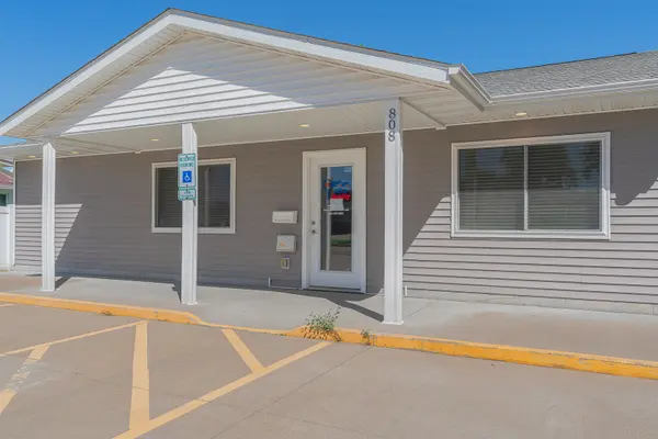 808 S Washington BLVD, Camanche, IA 52730