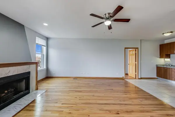 2032 W Division ST #202N, Chicago, IL 60622