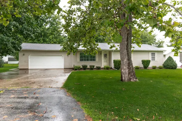 401 N West ST, Odell, IL 60460