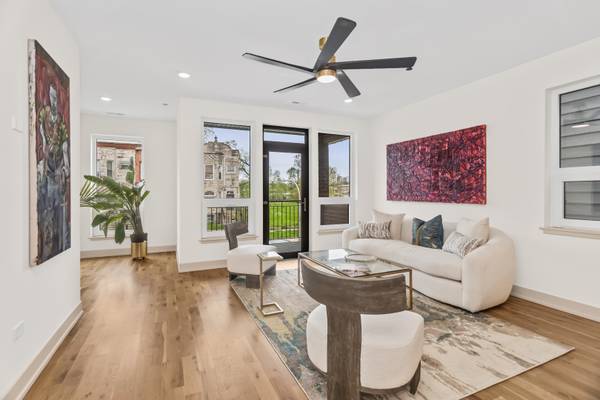 4441 S Vincennes AVE #1, Chicago, IL 60653