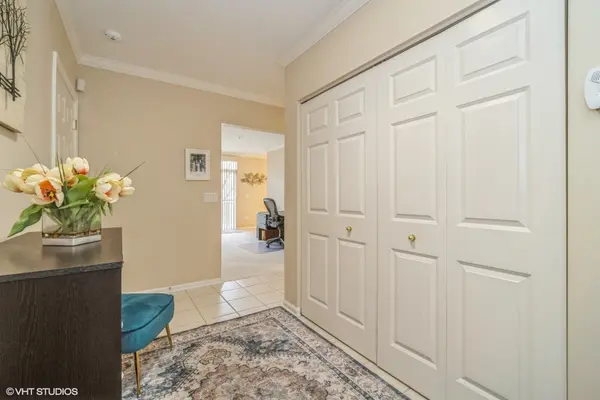 820 Weidner RD #210, Buffalo Grove, IL 60089