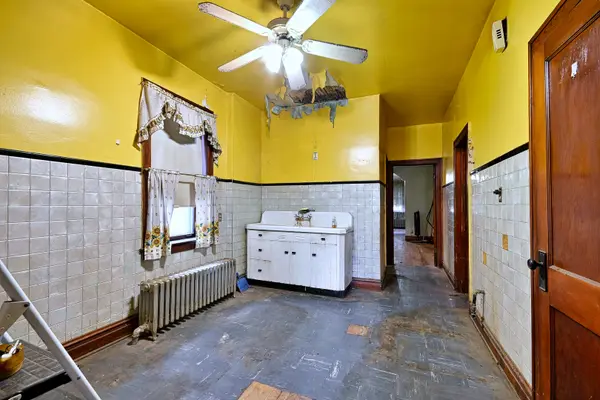2026 W CORTLAND ST, Chicago, IL 60647