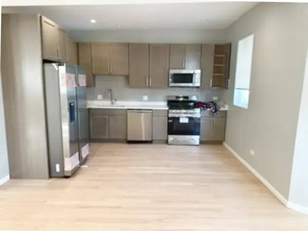 3404 N Lavergne AVE #2F, Chicago, IL 60641