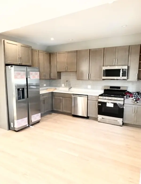 3404 N Lavergne AVE #2F, Chicago, IL 60641