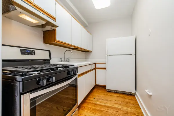 725 W Sheridan RD #502, Chicago, IL 60613