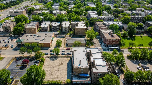 1510 E 67th ST, Chicago, IL 60637