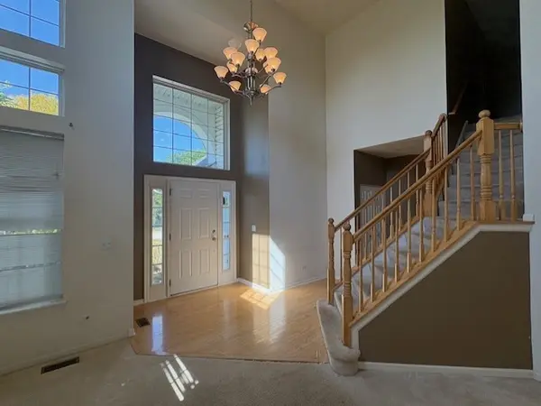 4827 W Pebble Beach DR, Wadsworth, IL 60083