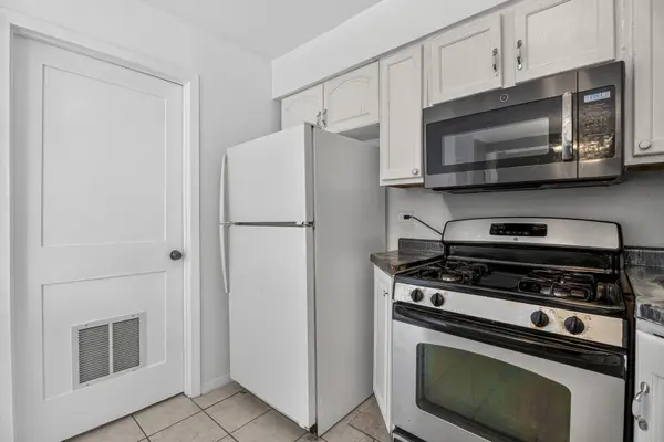 4521 Province Town DR, Country Club Hills, IL 60478