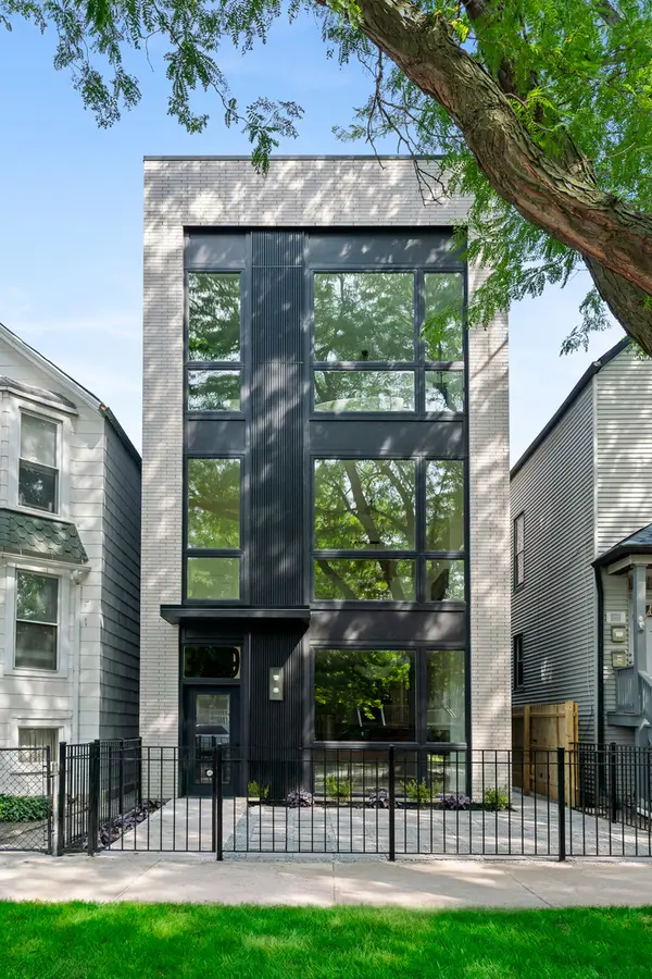 3329 N Whipple ST #3, Chicago, IL 60618