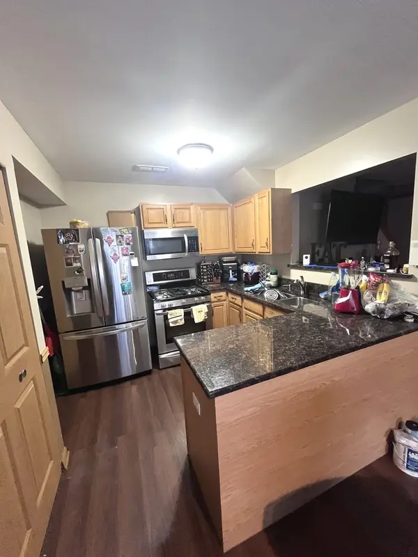 835 FOUR SEASONS BLVD #835, Aurora, IL 60504