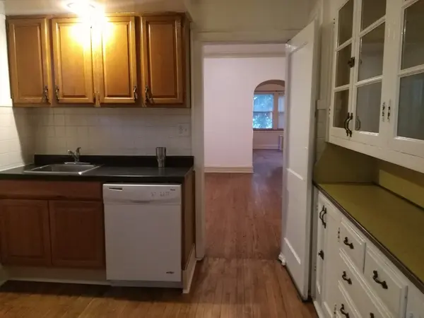 3643 Clinton AVE, Berwyn, IL 60402