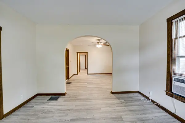 451 Marion AVE #1, Aurora, IL 60505